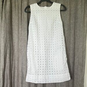 Gap eyelet shift dress size 2
